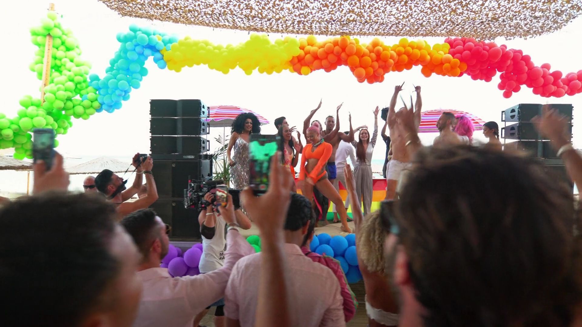 LohanBeachClubS01E08_363.jpg