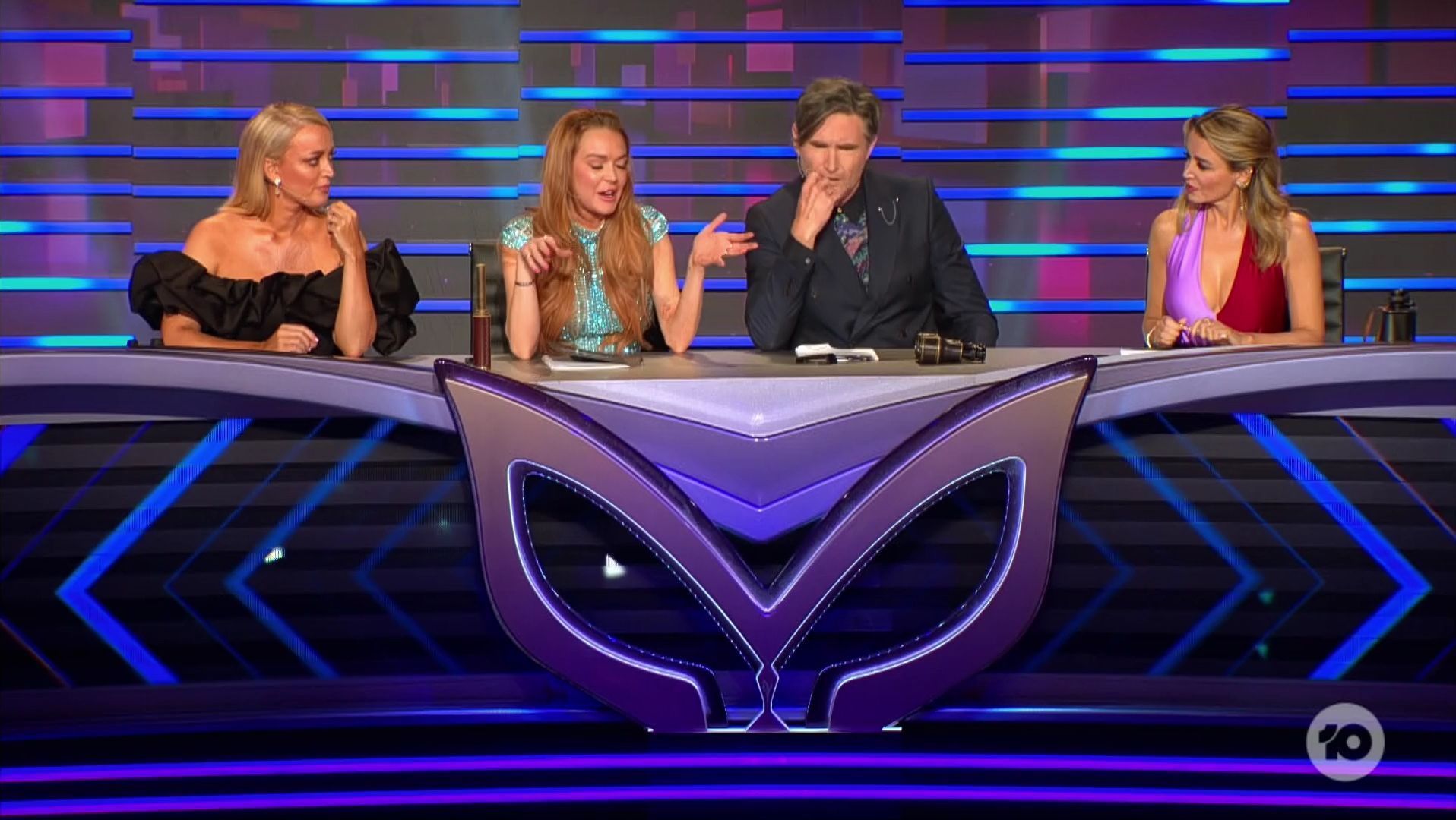 TheMaskedSingerAU-S01E01-207.jpg