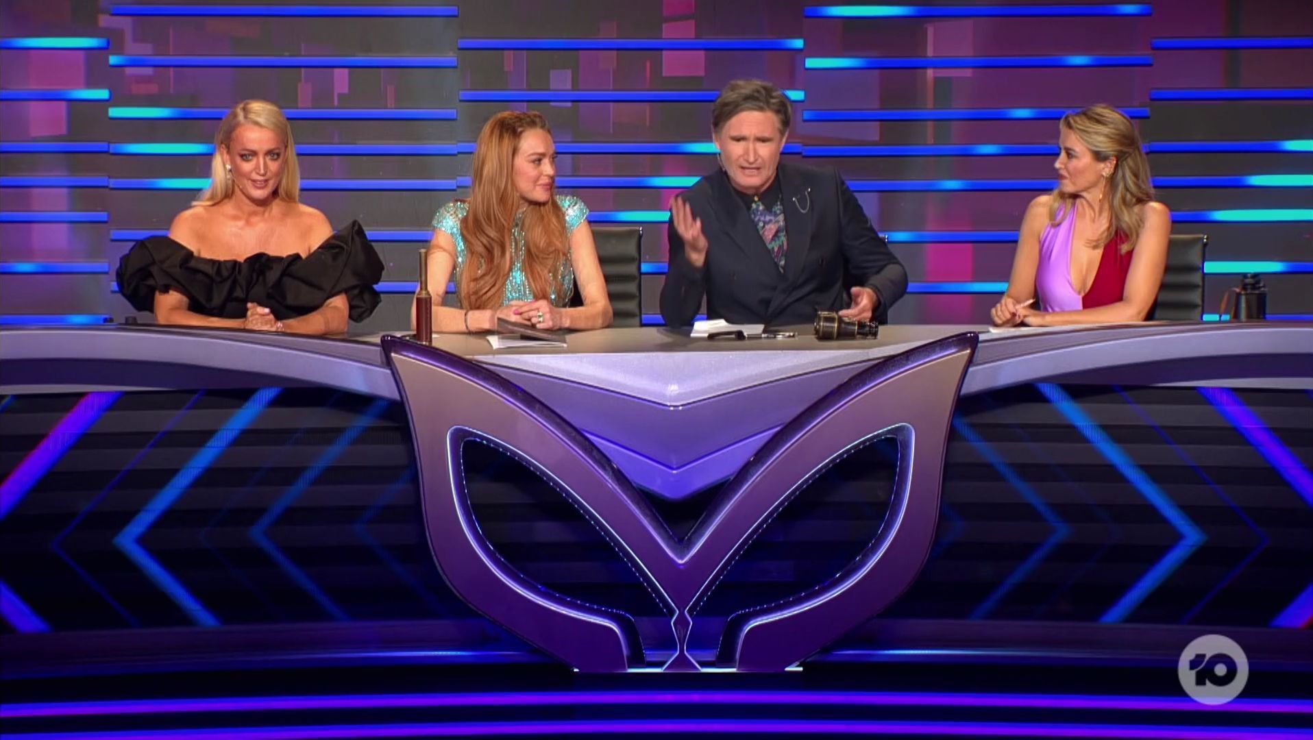 TheMaskedSingerAU-S01E01-245.jpg