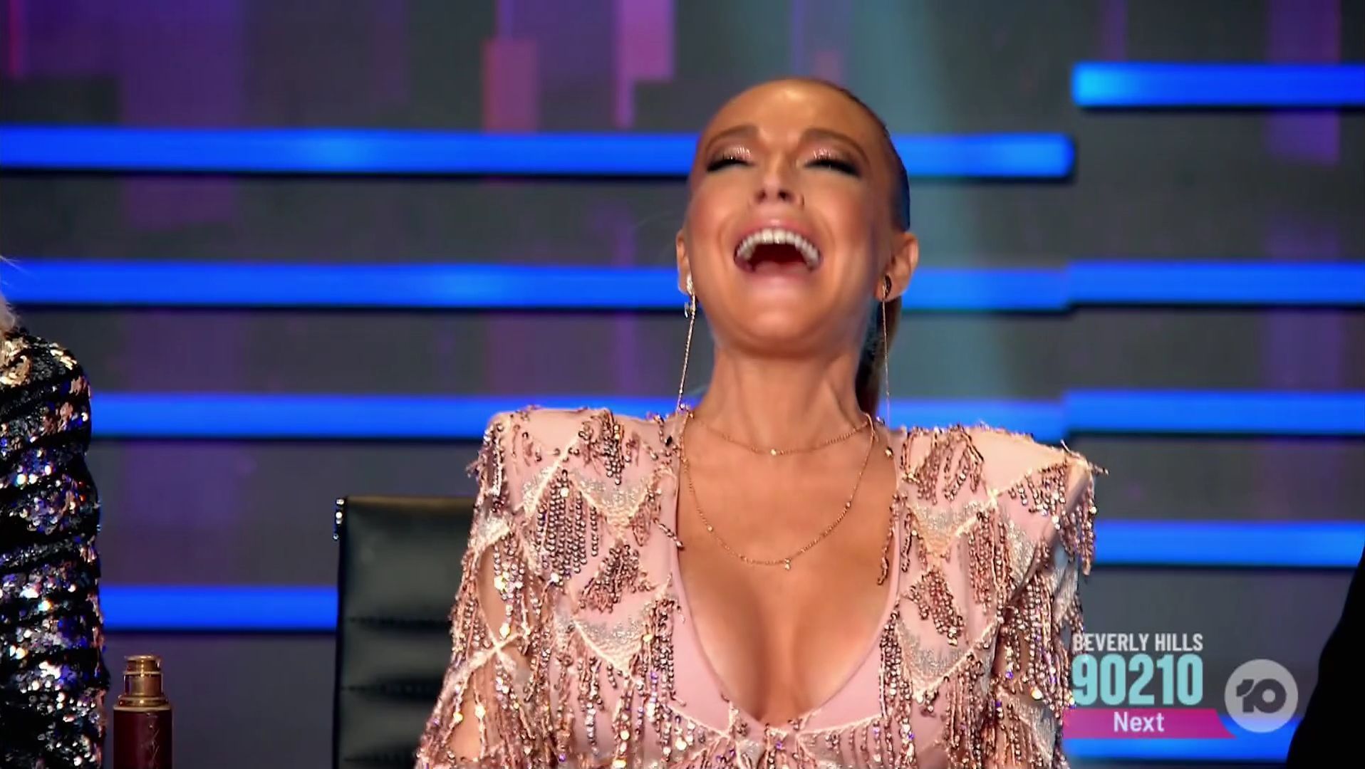 TheMaskedSingerAU-S01E02-084.jpg