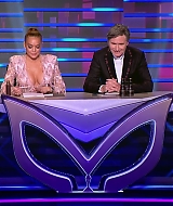 TheMaskedSingerAU-S01E02-076.jpg