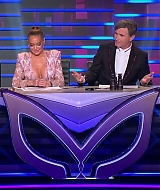 TheMaskedSingerAU-S01E02-176.jpg