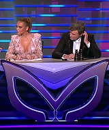 TheMaskedSingerAU-S01E02-233.jpg