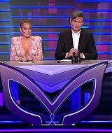 TheMaskedSingerAU-S01E02-255.jpg