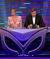 TheMaskedSingerAU-S01E02-296.jpg