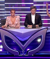 TheMaskedSingerAU-S01E02-304.jpg