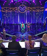 TheMaskedSingerAU-S01E02-309.jpg