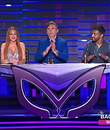 TheMaskedSingerAU-S01E04-013.jpg