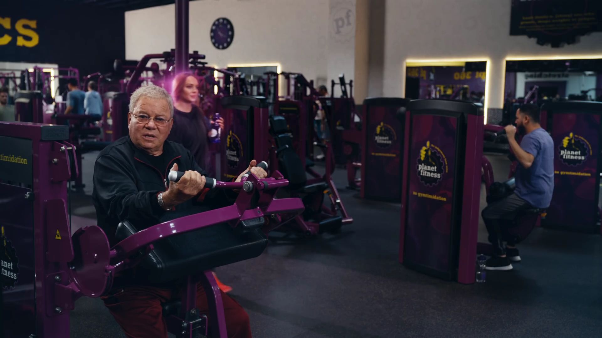 PlanetFitness_WhatsGottenIntoLindsay-296.jpg
