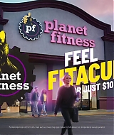 PlanetFitness_WhatsGottenIntoLindsay-402.jpg