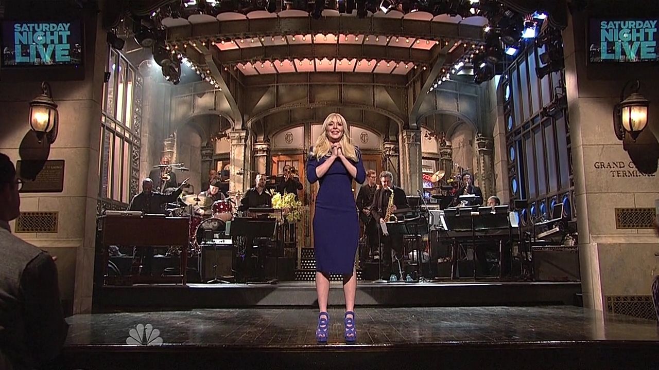 SNL-S37E16-012.jpg