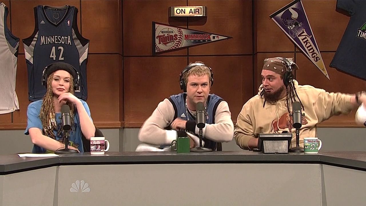 SNL-S37E16-591.jpg