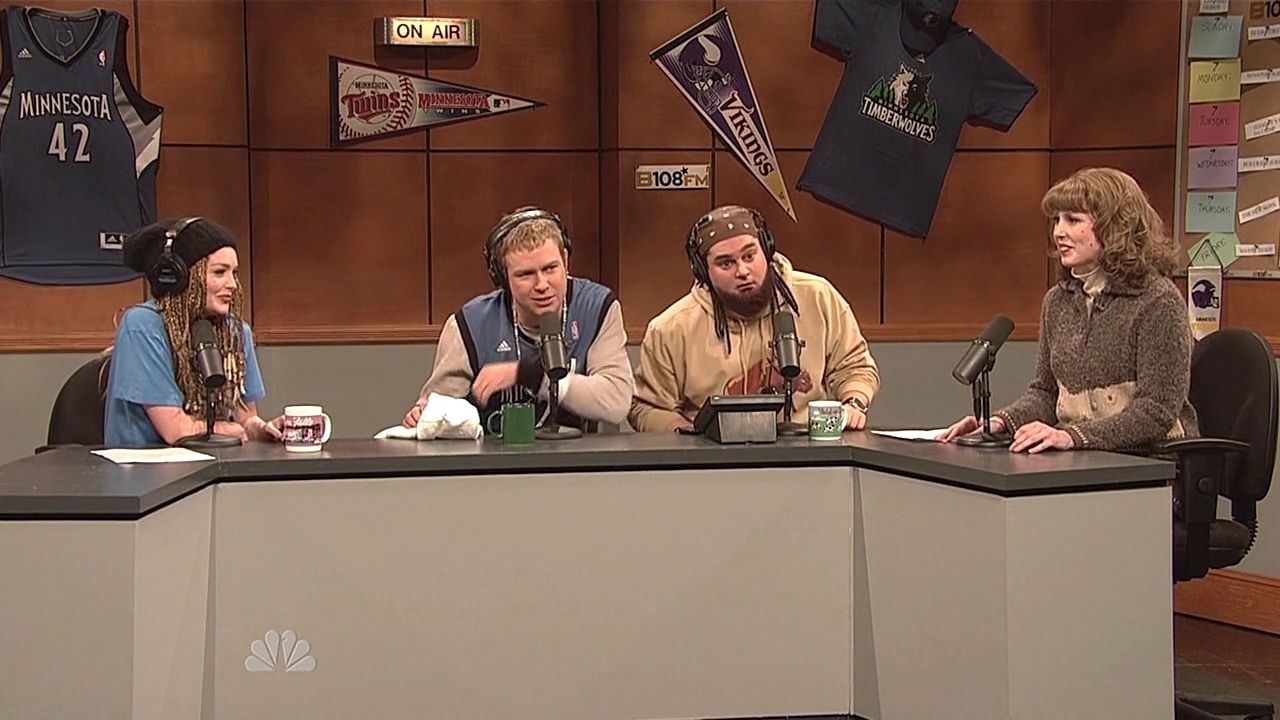 SNL-S37E16-611.jpg