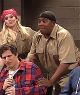 SNL-S37E16-313.jpg