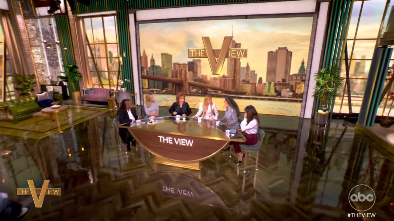 11-26-24-TheView-049.jpg