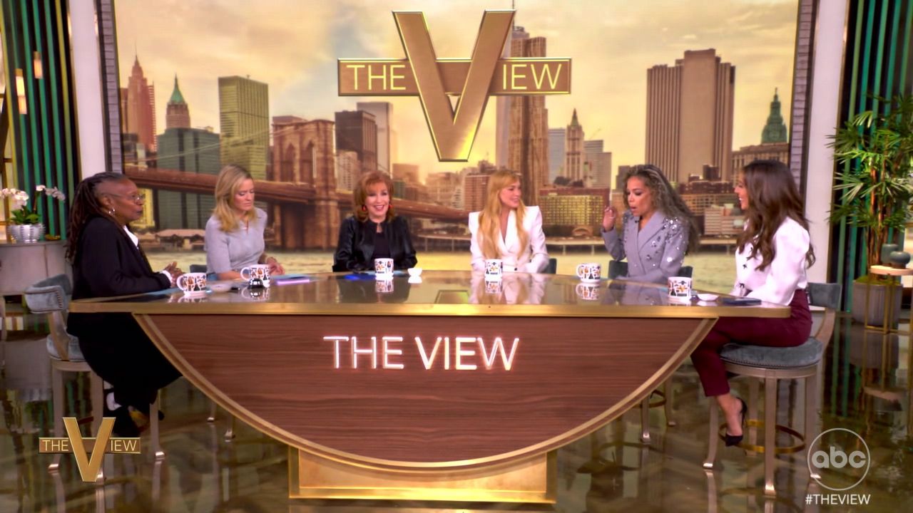 11-26-24-TheView-144.jpg