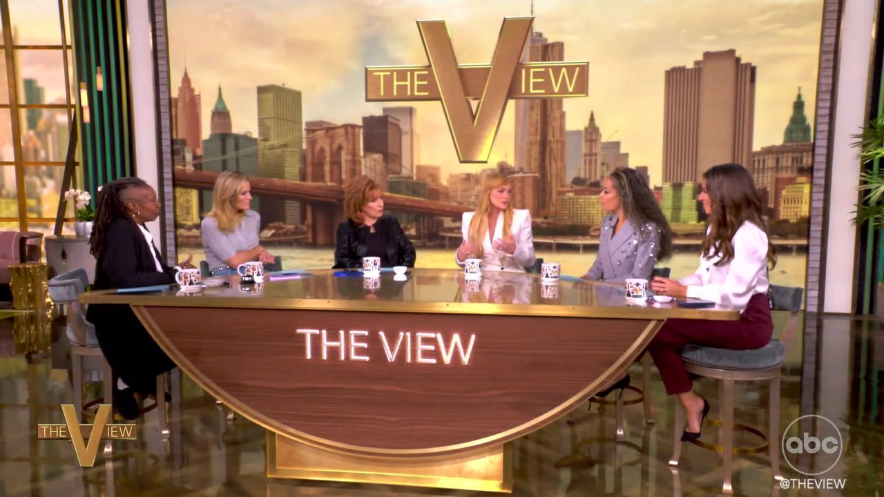 11-26-24-TheView-373.jpg