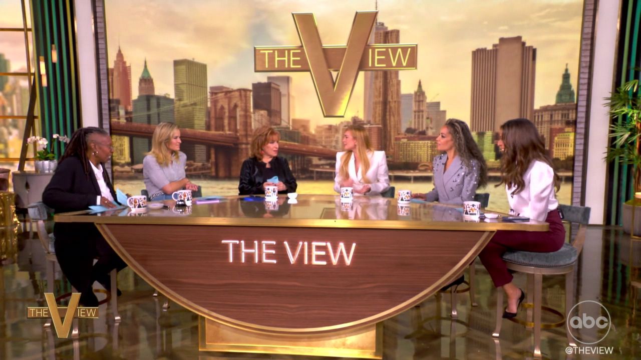 11-26-24-TheView-380.jpg