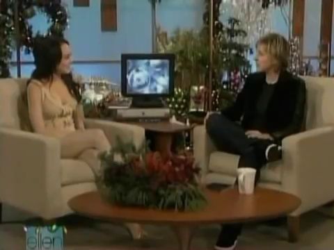 2005-EllenDeGeneresShow-049.jpg